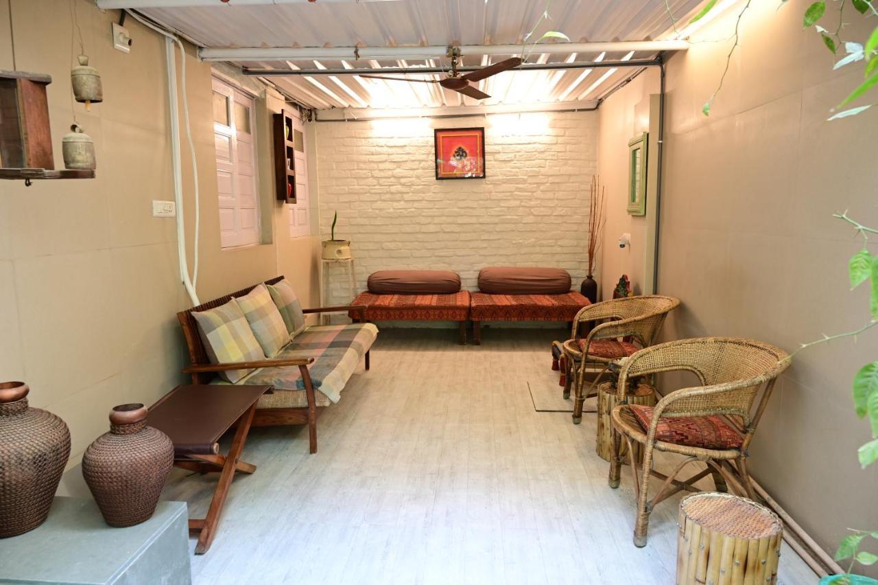Srinekatan Heritage Villa Homestay Ahmedabad Exterior photo
