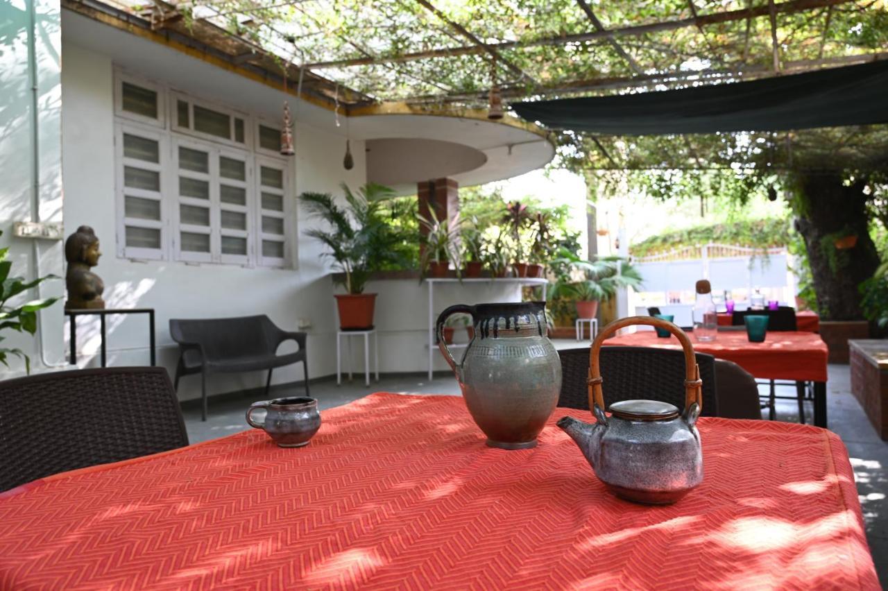 Srinekatan Heritage Villa Homestay Ahmedabad Exterior photo